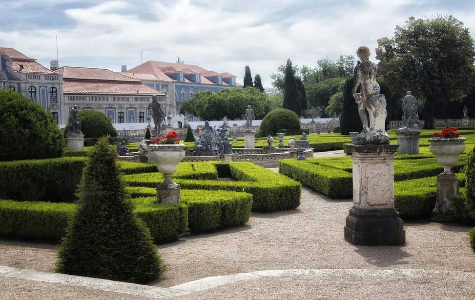 Private Day Tour: Sintra, Cascais and Queluz Palace from Lisbon