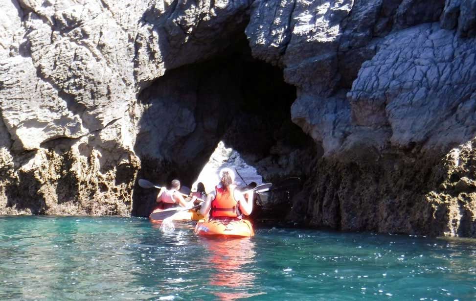 Arrábida Natural Park Kayak and Caves Tour