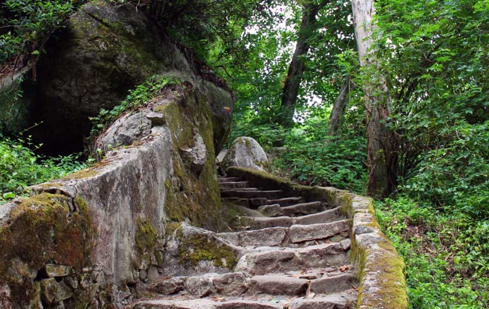 Walking in Sintra